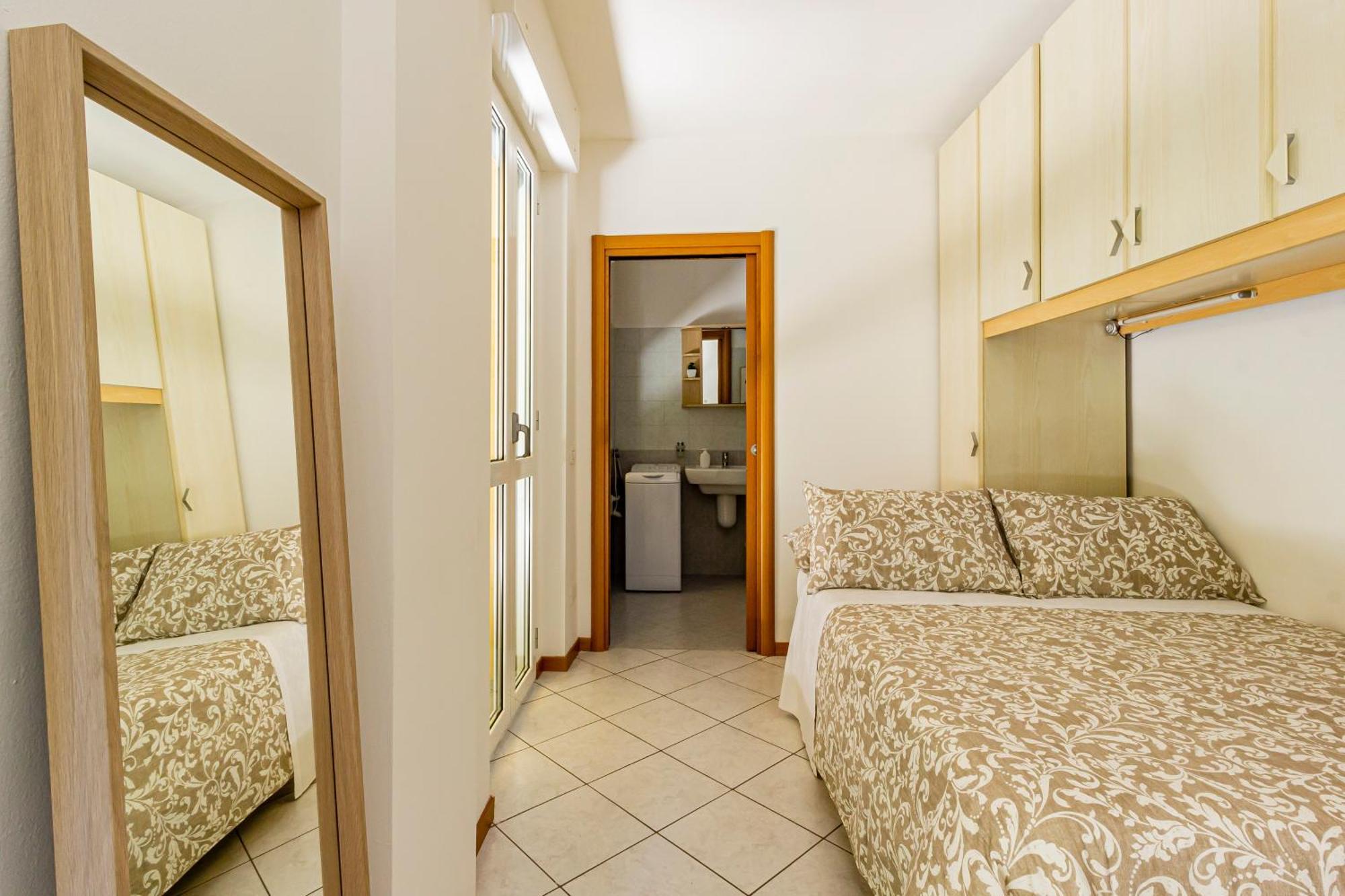 Apartamento Private Garden & Garage - Self Check-In & Remote Access Como Exterior foto
